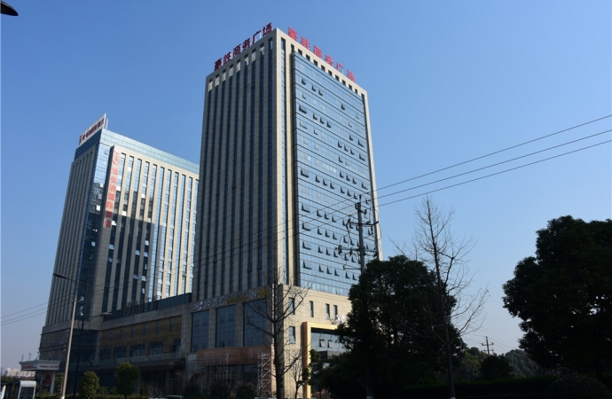 豪勝商務(wù)廣場幕墻